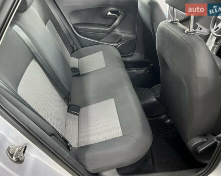 Серый Фольксваген Поло, объемом двигателя 1.6 л и пробегом 108 тыс. км за 6990 $, фото 12 на Automoto.ua