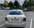 Серый Фольксваген Поло, объемом двигателя 1.6 л и пробегом 300 тыс. км за 3400 $, фото 1 на Automoto.ua