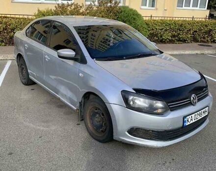 Серый Фольксваген Поло, объемом двигателя 1.6 л и пробегом 300 тыс. км за 4200 $, фото 4 на Automoto.ua