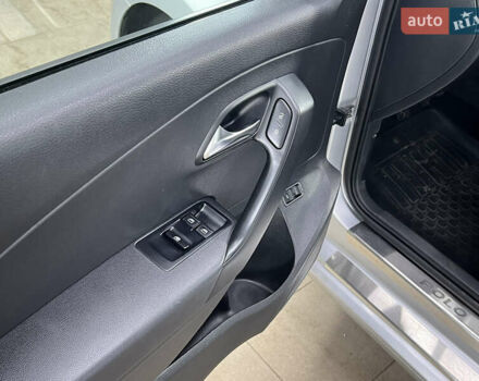 Серый Фольксваген Поло, объемом двигателя 1.6 л и пробегом 108 тыс. км за 6990 $, фото 7 на Automoto.ua