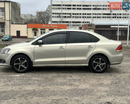 Серый Фольксваген Поло, объемом двигателя 1.6 л и пробегом 212 тыс. км за 5200 $, фото 7 на Automoto.ua