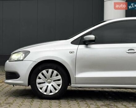 Серый Фольксваген Поло, объемом двигателя 1.6 л и пробегом 192 тыс. км за 5900 $, фото 4 на Automoto.ua
