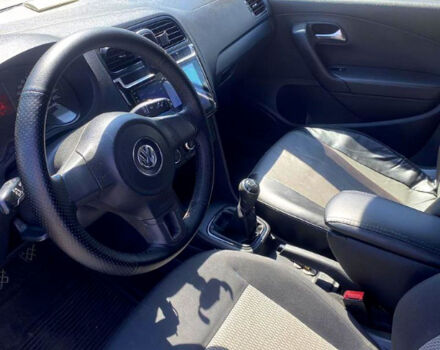 Серый Фольксваген Поло, объемом двигателя 1.6 л и пробегом 181 тыс. км за 6800 $, фото 7 на Automoto.ua