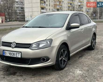 Серый Фольксваген Поло, объемом двигателя 1.6 л и пробегом 212 тыс. км за 5200 $, фото 2 на Automoto.ua