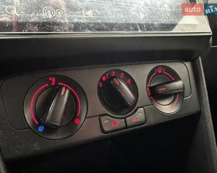 Серый Фольксваген Поло, объемом двигателя 1.6 л и пробегом 192 тыс. км за 5900 $, фото 21 на Automoto.ua