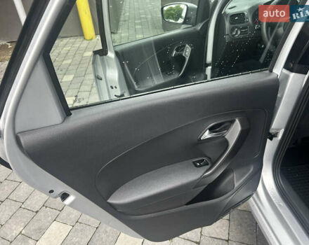 Серый Фольксваген Поло, объемом двигателя 1.6 л и пробегом 165 тыс. км за 7150 $, фото 3 на Automoto.ua