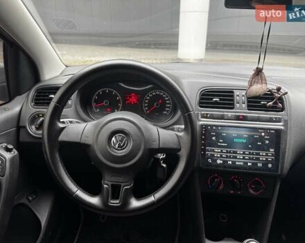 Серый Фольксваген Поло, объемом двигателя 1.6 л и пробегом 192 тыс. км за 5900 $, фото 15 на Automoto.ua