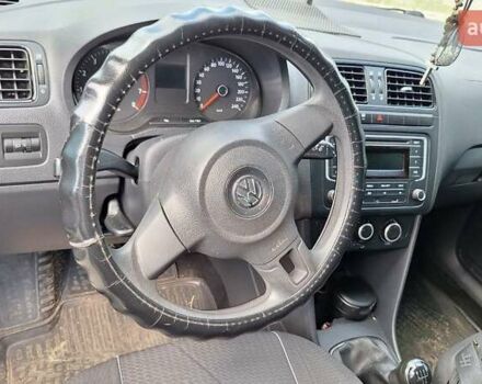 Серый Фольксваген Поло, объемом двигателя 1.6 л и пробегом 89 тыс. км за 7000 $, фото 8 на Automoto.ua