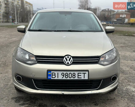 Серый Фольксваген Поло, объемом двигателя 1.6 л и пробегом 212 тыс. км за 5200 $, фото 1 на Automoto.ua