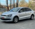 Серый Фольксваген Поло, объемом двигателя 1.6 л и пробегом 330 тыс. км за 7090 $, фото 1 на Automoto.ua
