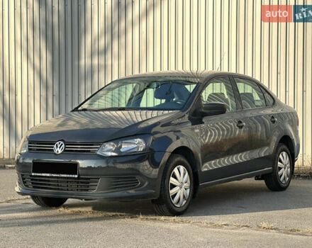 Серый Фольксваген Поло, объемом двигателя 1.6 л и пробегом 197 тыс. км за 5800 $, фото 3 на Automoto.ua