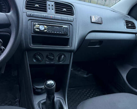 Серый Фольксваген Поло, объемом двигателя 1.6 л и пробегом 173 тыс. км за 5850 $, фото 11 на Automoto.ua