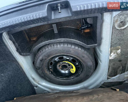 Серый Фольксваген Поло, объемом двигателя 1.6 л и пробегом 173 тыс. км за 5850 $, фото 14 на Automoto.ua