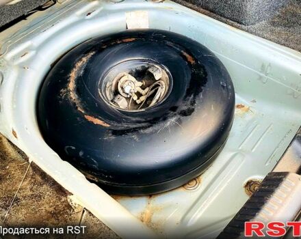 Серый Фольксваген Поло, объемом двигателя 1.6 л и пробегом 220 тыс. км за 5700 $, фото 12 на Automoto.ua