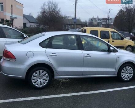 Сірий Фольксваген Поло, об'ємом двигуна 1.6 л та пробігом 236 тис. км за 7000 $, фото 2 на Automoto.ua