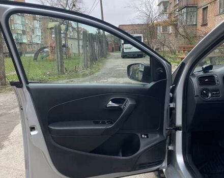 Серый Фольксваген Поло, объемом двигателя 1.6 л и пробегом 122 тыс. км за 7300 $, фото 14 на Automoto.ua