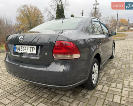 Серый Фольксваген Поло, объемом двигателя 1.6 л и пробегом 230 тыс. км за 6200 $, фото 6 на Automoto.ua