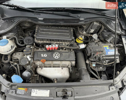 Серый Фольксваген Поло, объемом двигателя 1.6 л и пробегом 230 тыс. км за 6200 $, фото 17 на Automoto.ua