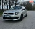 Серый Фольксваген Поло, объемом двигателя 1.6 л и пробегом 200 тыс. км за 4900 $, фото 1 на Automoto.ua
