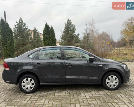 Серый Фольксваген Поло, объемом двигателя 1.6 л и пробегом 230 тыс. км за 6200 $, фото 7 на Automoto.ua