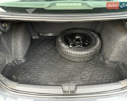 Серый Фольксваген Поло, объемом двигателя 1.6 л и пробегом 230 тыс. км за 6200 $, фото 16 на Automoto.ua