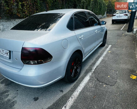 Серый Фольксваген Поло, объемом двигателя 1.6 л и пробегом 319 тыс. км за 5000 $, фото 6 на Automoto.ua