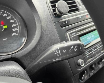 Серый Фольксваген Поло, объемом двигателя 1.6 л и пробегом 166 тыс. км за 8490 $, фото 19 на Automoto.ua