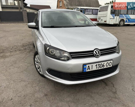 Серый Фольксваген Поло, объемом двигателя 1.6 л и пробегом 195 тыс. км за 8400 $, фото 1 на Automoto.ua