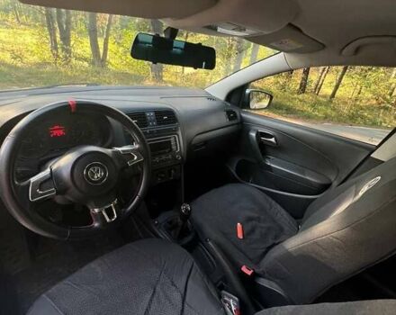 Серый Фольксваген Поло, объемом двигателя 1.6 л и пробегом 290 тыс. км за 6900 $, фото 7 на Automoto.ua