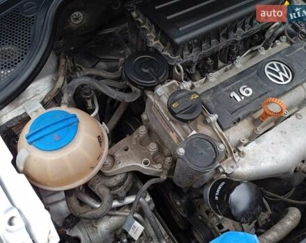 Серый Фольксваген Поло, объемом двигателя 1.6 л и пробегом 122 тыс. км за 7300 $, фото 25 на Automoto.ua
