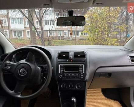 Серый Фольксваген Поло, объемом двигателя 1.6 л и пробегом 148 тыс. км за 8400 $, фото 4 на Automoto.ua