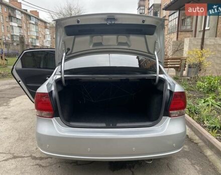 Серый Фольксваген Поло, объемом двигателя 1.6 л и пробегом 122 тыс. км за 7300 $, фото 2 на Automoto.ua