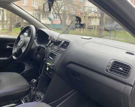 Серый Фольксваген Поло, объемом двигателя 1.6 л и пробегом 122 тыс. км за 7300 $, фото 24 на Automoto.ua