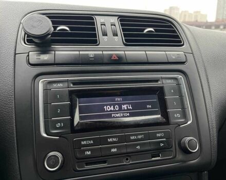 Серый Фольксваген Поло, объемом двигателя 1.6 л и пробегом 166 тыс. км за 8490 $, фото 21 на Automoto.ua