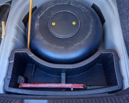 Сірий Фольксваген Поло, об'ємом двигуна 1.6 л та пробігом 216 тис. км за 6500 $, фото 7 на Automoto.ua