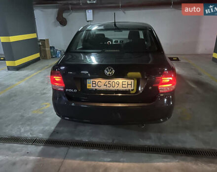 Серый Фольксваген Поло, объемом двигателя 1.6 л и пробегом 236 тыс. км за 6500 $, фото 2 на Automoto.ua