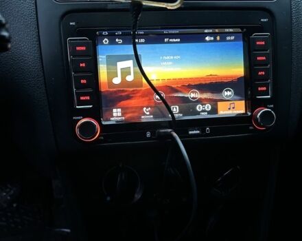 Серый Фольксваген Поло, объемом двигателя 1.6 л и пробегом 275 тыс. км за 6500 $, фото 4 на Automoto.ua