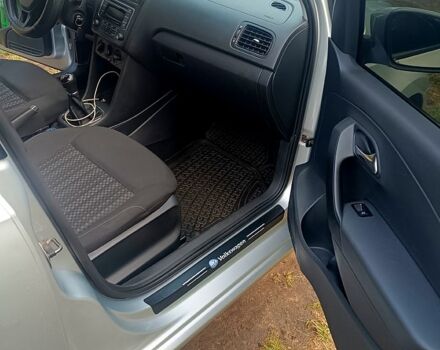 Серый Фольксваген Поло, объемом двигателя 1.6 л и пробегом 117 тыс. км за 7200 $, фото 1 на Automoto.ua