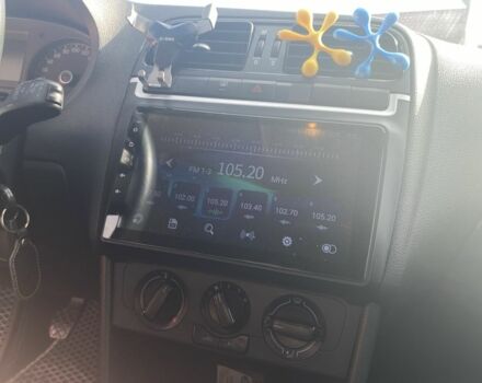 Серый Фольксваген Поло, объемом двигателя 1.6 л и пробегом 156 тыс. км за 9100 $, фото 8 на Automoto.ua