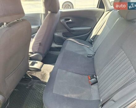 Сірий Фольксваген Поло, об'ємом двигуна 1.6 л та пробігом 335 тис. км за 7700 $, фото 14 на Automoto.ua