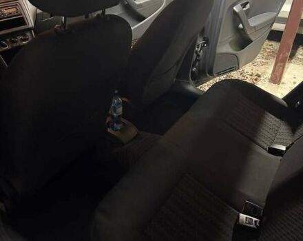 Серый Фольксваген Поло, объемом двигателя 1.6 л и пробегом 90 тыс. км за 8600 $, фото 10 на Automoto.ua