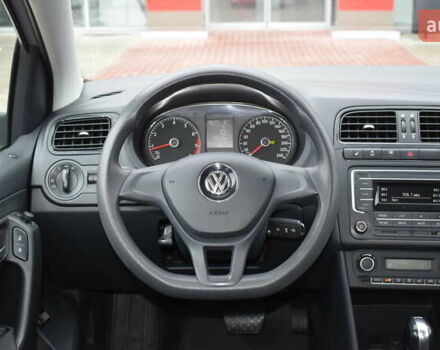 Сірий Фольксваген Поло, об'ємом двигуна 1.39 л та пробігом 156 тис. км за 9800 $, фото 12 на Automoto.ua