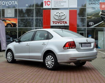 Сірий Фольксваген Поло, об'ємом двигуна 1.39 л та пробігом 156 тис. км за 9800 $, фото 1 на Automoto.ua