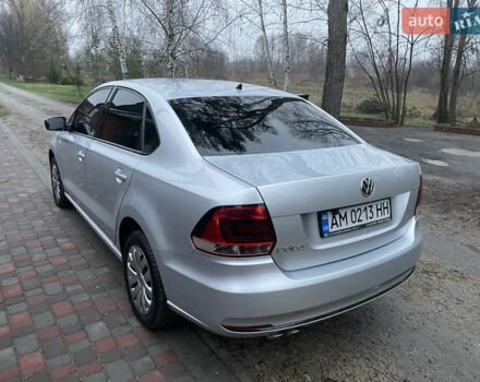 Сірий Фольксваген Поло, об'ємом двигуна 1.4 л та пробігом 115 тис. км за 10600 $, фото 4 на Automoto.ua