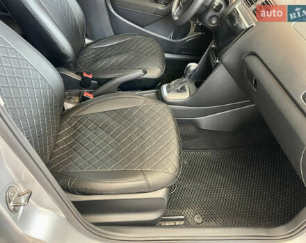 Сірий Фольксваген Поло, об'ємом двигуна 1.4 л та пробігом 115 тис. км за 10600 $, фото 8 на Automoto.ua