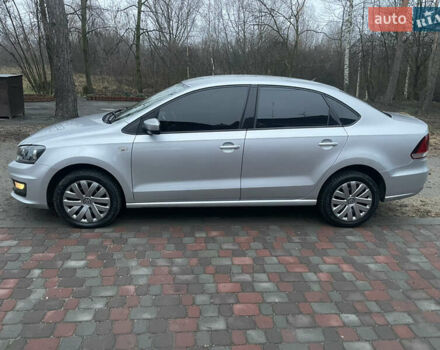 Сірий Фольксваген Поло, об'ємом двигуна 1.4 л та пробігом 115 тис. км за 10600 $, фото 3 на Automoto.ua