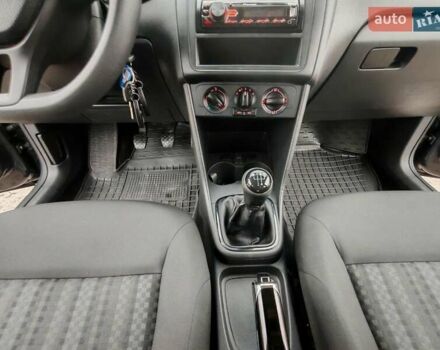 Сірий Фольксваген Поло, об'ємом двигуна 1.6 л та пробігом 143 тис. км за 8850 $, фото 19 на Automoto.ua