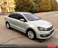 Серый Фольксваген Поло, объемом двигателя 1.4 л и пробегом 730 тыс. км за 10800 $, фото 1 на Automoto.ua