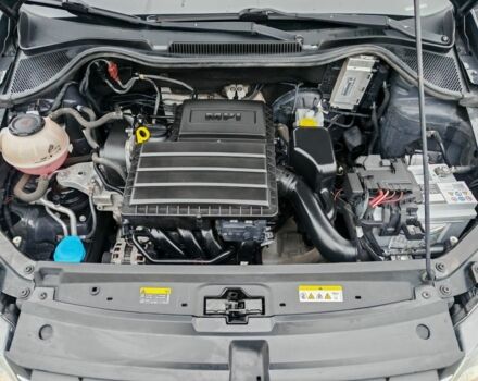 Сірий Фольксваген Поло, об'ємом двигуна 1.6 л та пробігом 143 тис. км за 8900 $, фото 3 на Automoto.ua