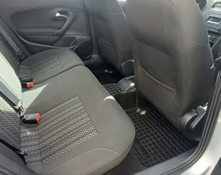 Серый Фольксваген Поло, объемом двигателя 1.4 л и пробегом 152 тыс. км за 10200 $, фото 22 на Automoto.ua